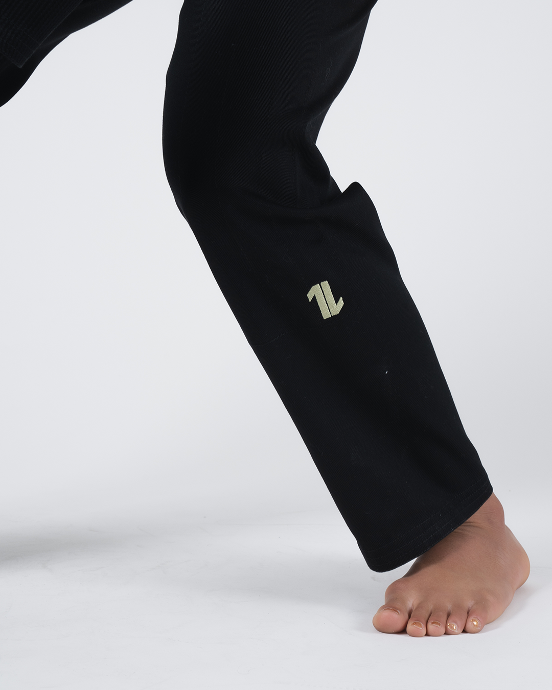 The ONE V2  Women's Jiu Jitsu Gi - Black